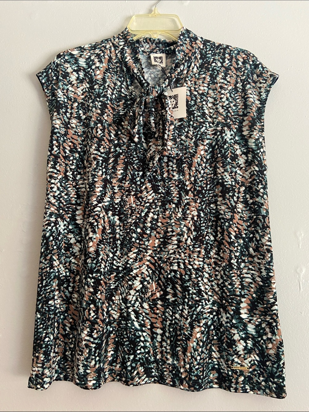 Anne Klein Sleeveless Tie-Neck Print Top - Black, Teal & Taupe Size M